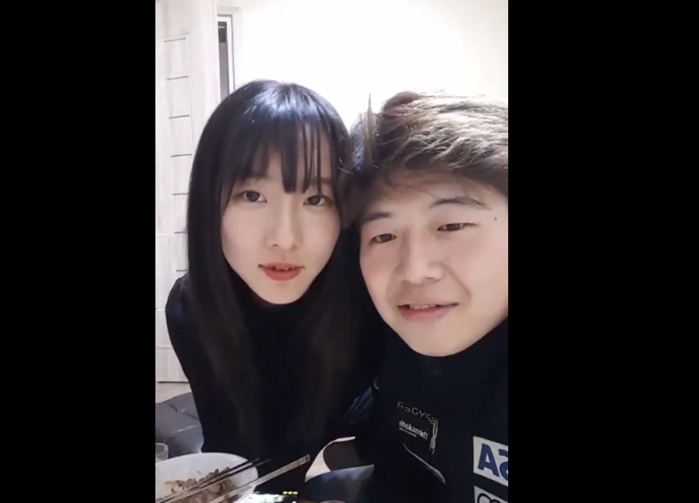 여캠/벗방-맥주 마시다 떡방 